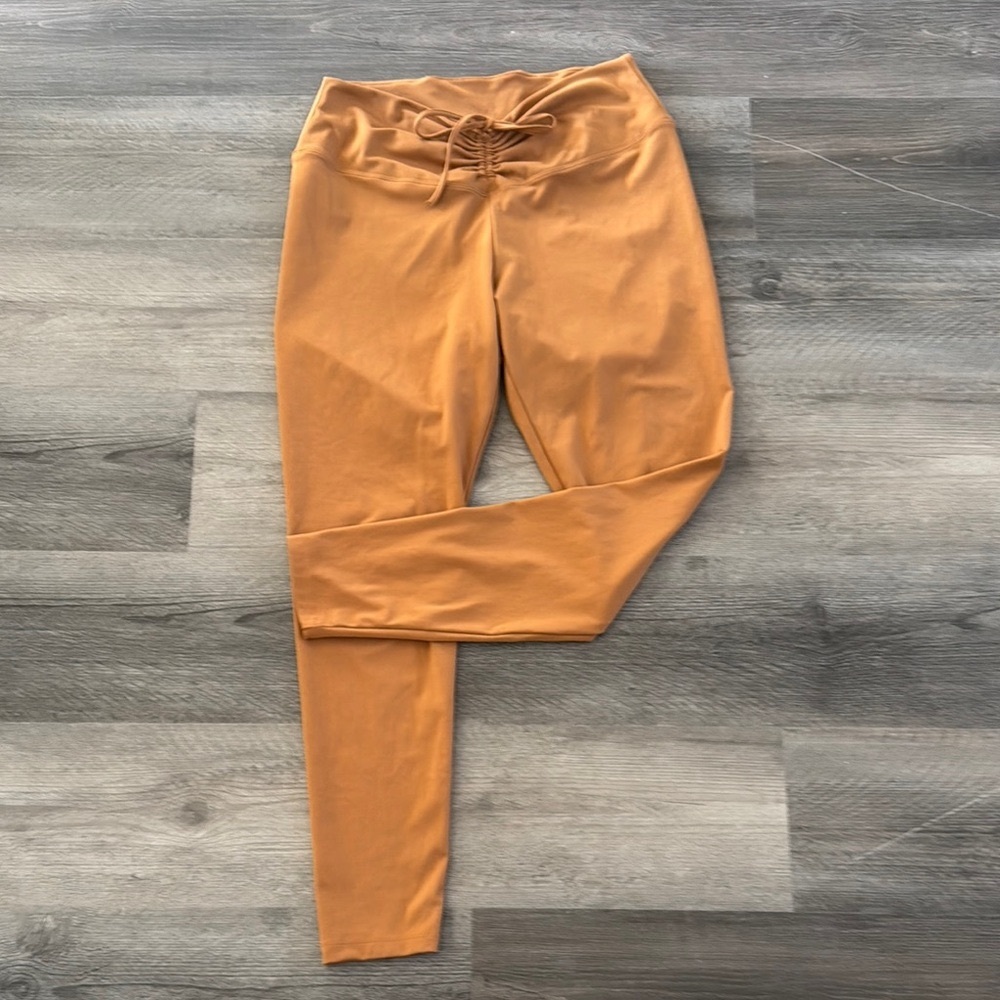 *Donated* PINK Victoria's Secret Orange/Rust Leggings Size XL